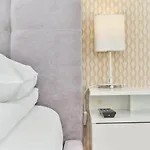 Krakowska With Balcony And Free Garage By Renters * ורוצלב