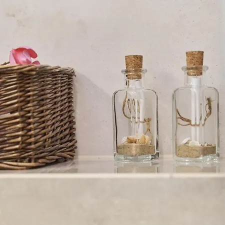 Krakowska With Balcony And Free Garage By Renters Wrocław