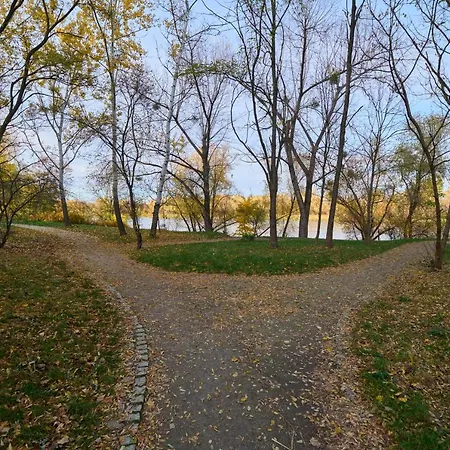 Lägenhet Krakowska With Balcony And Free Garage By Renters *