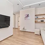 Krakowska With Balcony And Free Garage By Renters Βρότσλαβ
