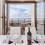 Διαμέρισμα Krakowska With Balcony And Free Garage By Renters Βρότσλαβ