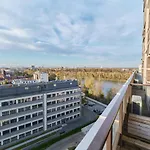 Krakowska With Balcony And Free Garage By Renters Διαμέρισμα