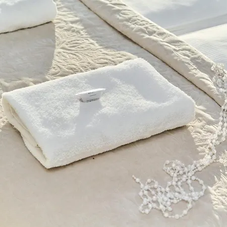 Krakowska With Balcony And Free Garage By Renters * Breslavia