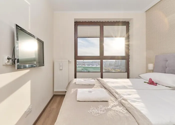 Διαμέρισμα Krakowska With Balcony And Free Garage By Renters *