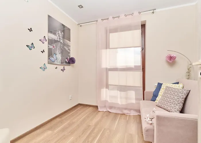 Διαμέρισμα Krakowska With Balcony And Free Garage By Renters Βρότσλαβ